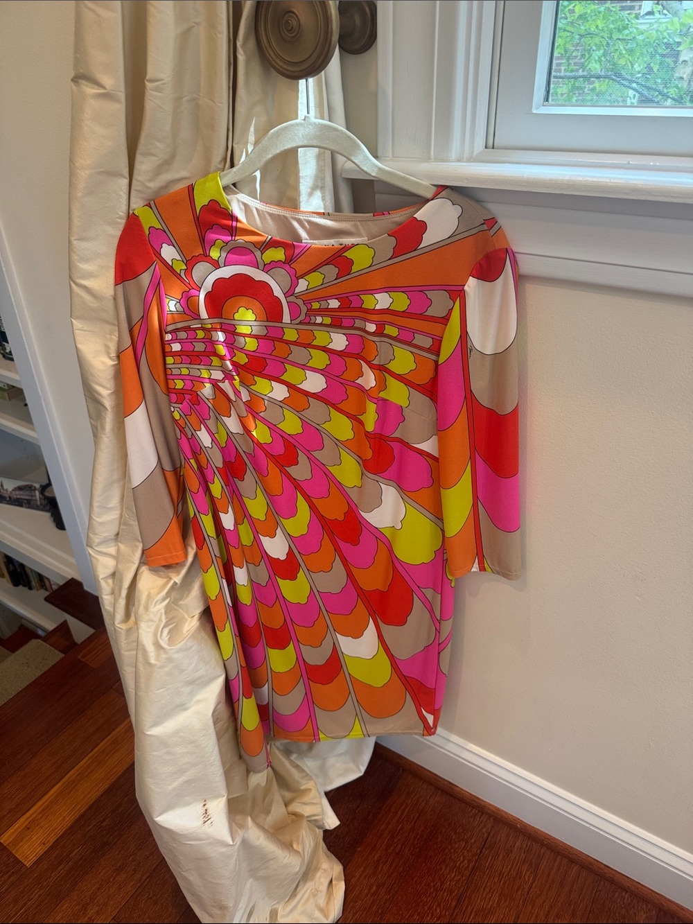 Vibrant Retro Psychedelic Print Shift Dress - Multi Size 0 NWT